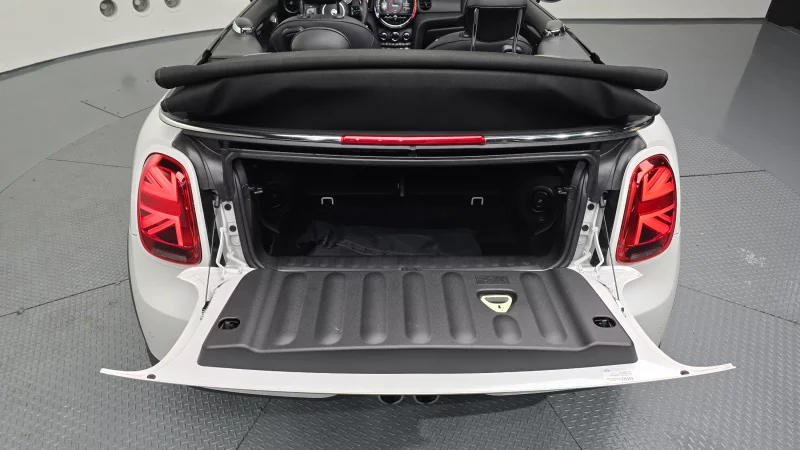 MINI Cooper Convertible