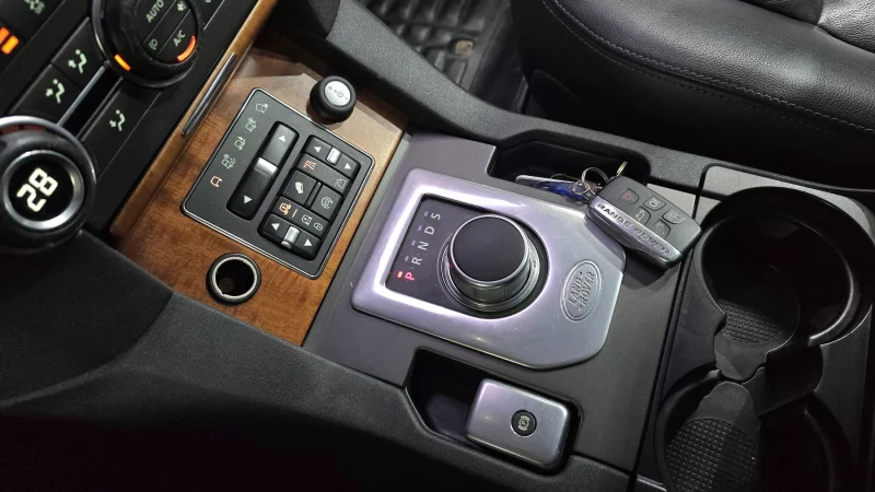 Land Rover DISCOVERY