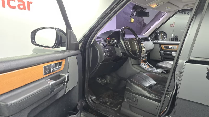 Land Rover DISCOVERY