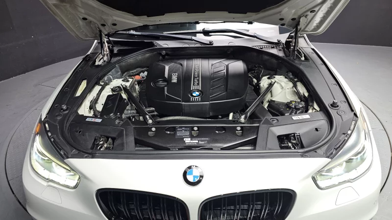 BMW 5-Series Gran Turismo