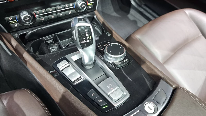 BMW 5-Series Gran Turismo