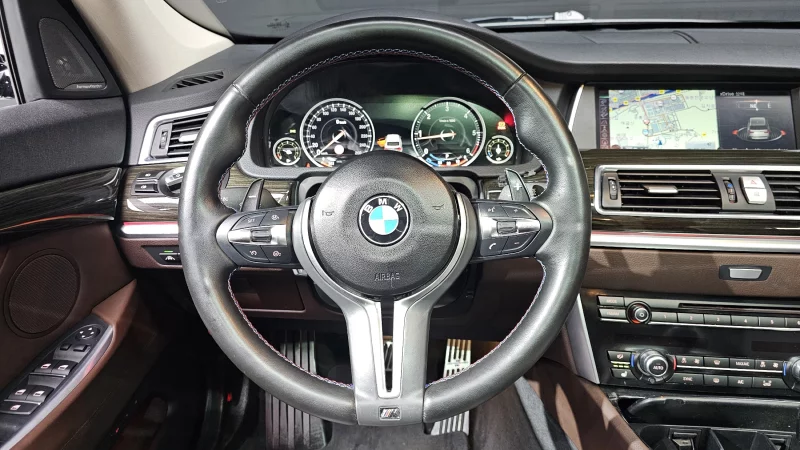 BMW 5-Series Gran Turismo