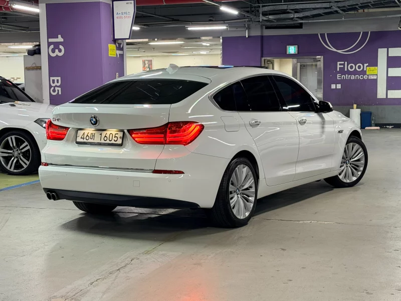 BMW 5-Series Gran Turismo