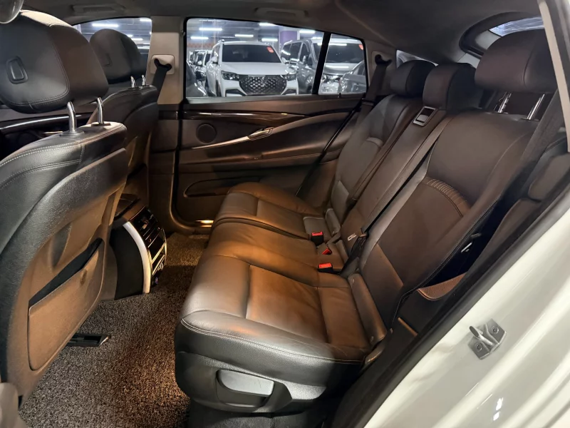 BMW 5-Series Gran Turismo