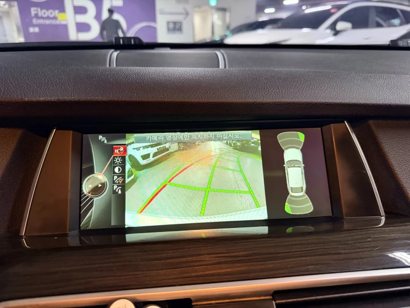 BMW 5-Series Gran Turismo