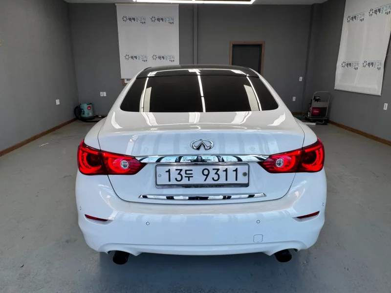 Infiniti Q50