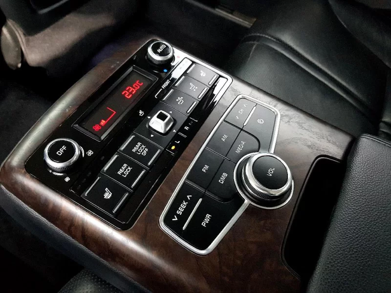 Kia K9