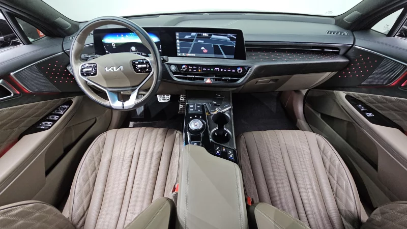 Kia K8
