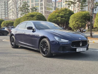 Maserati GHIBLI