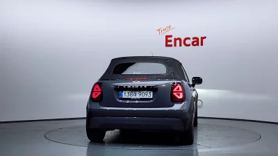 MINI Cooper Convertible