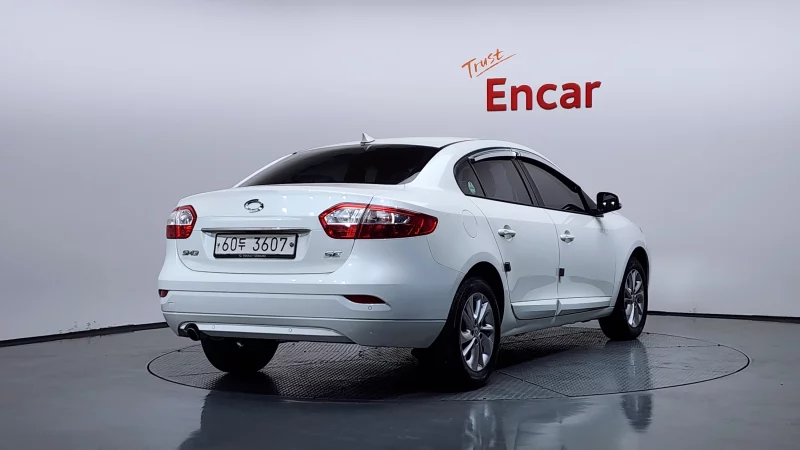 Renault SM3