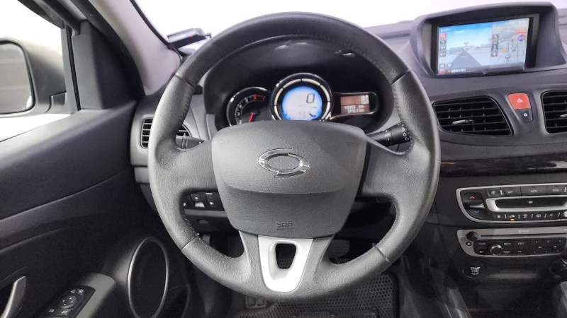 Renault SM3