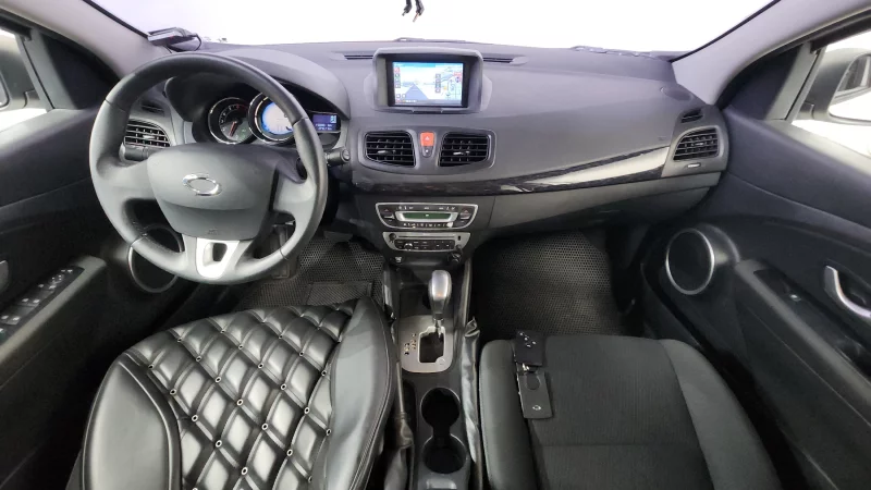 Renault SM3