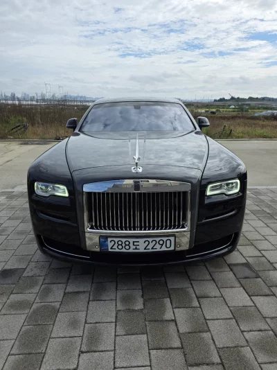 Rolls-Royce GHOST