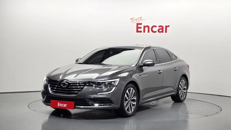 Renault SM6
