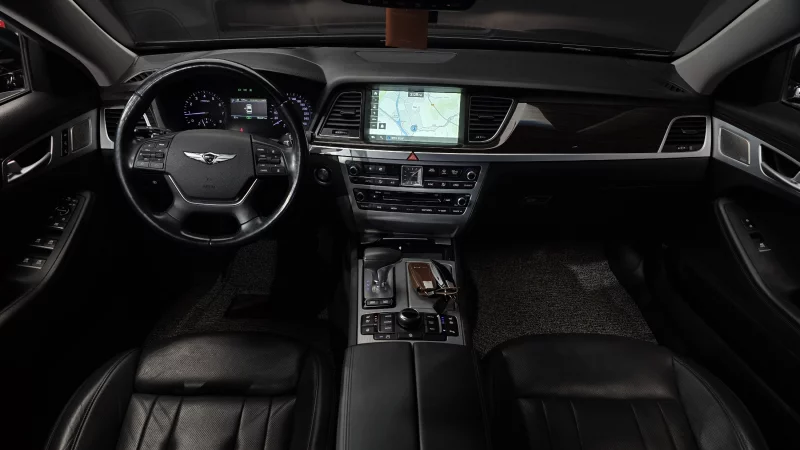 Genesis G80