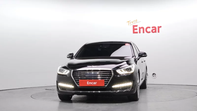 Genesis EQ900