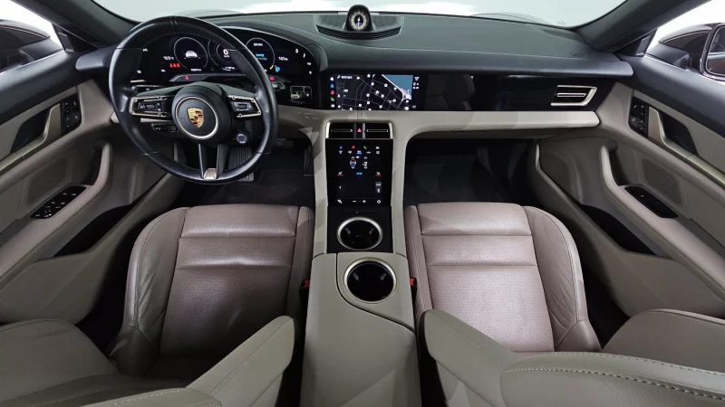 Porsche Taycan