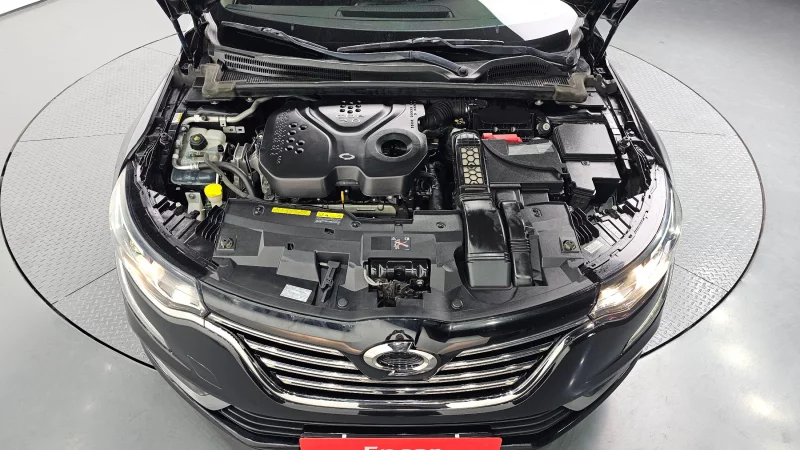 Renault SM6