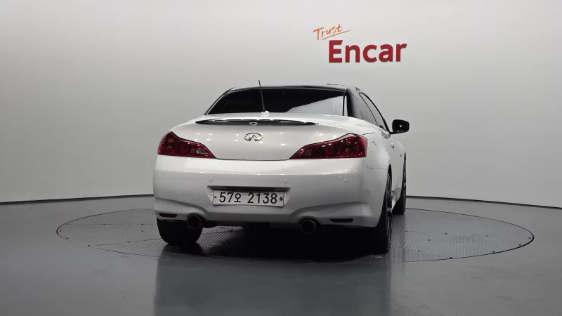 Infiniti G37