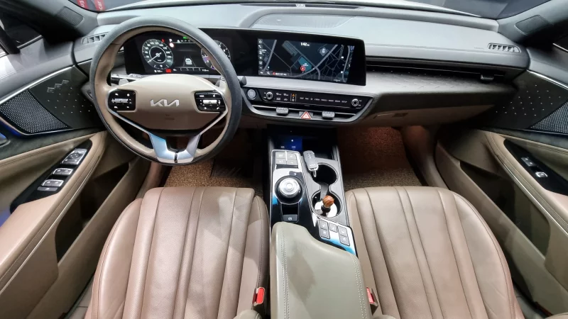 Kia K8