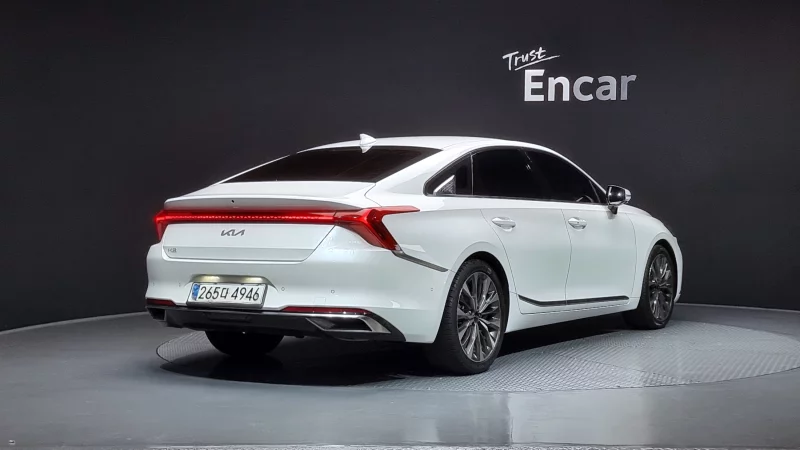 Kia K8