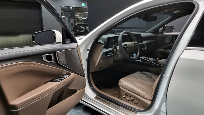 Kia K8