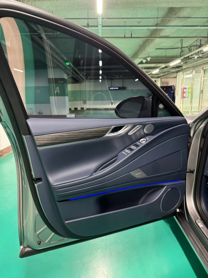 Genesis Electrified G80