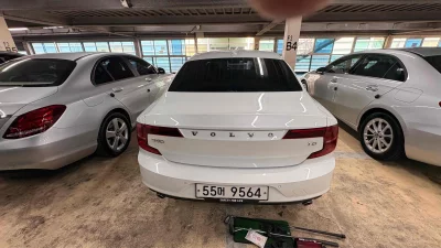 Volvo S90