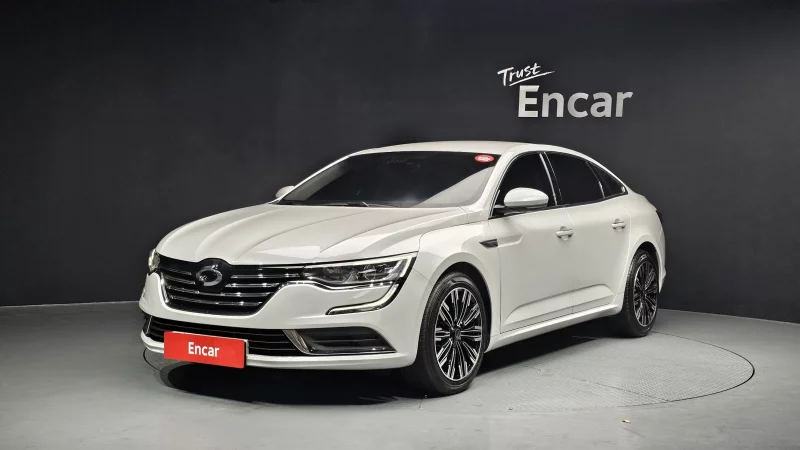 Renault SM6