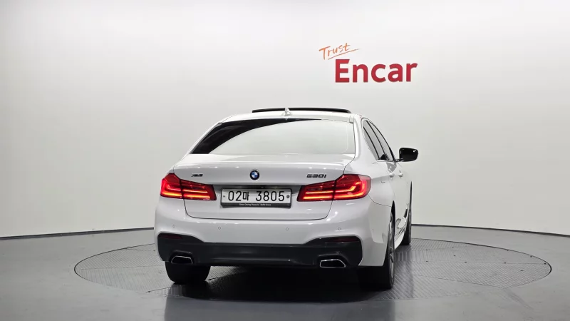 BMW 5-Series