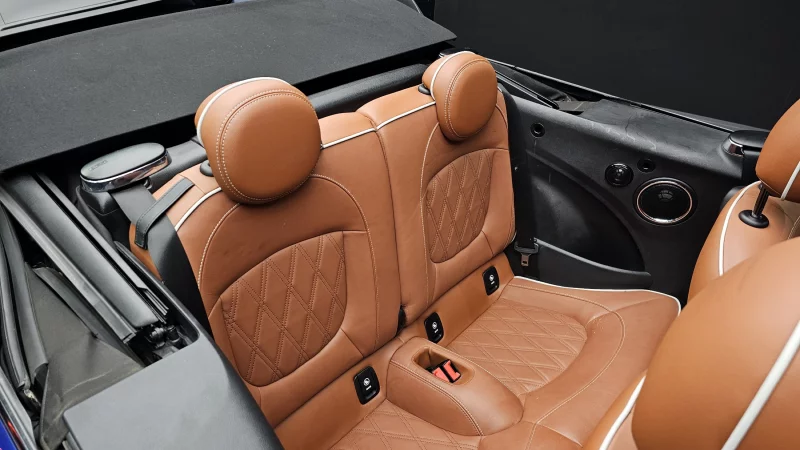 MINI Cooper Convertible