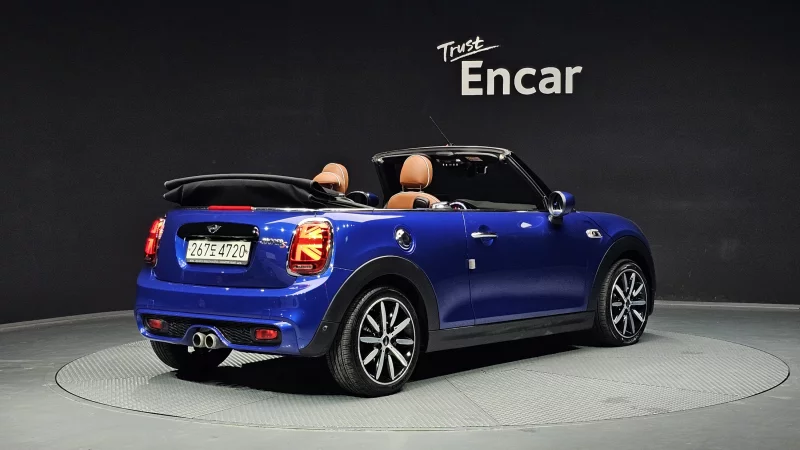 MINI Cooper Convertible