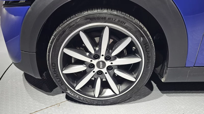 MINI Cooper Convertible