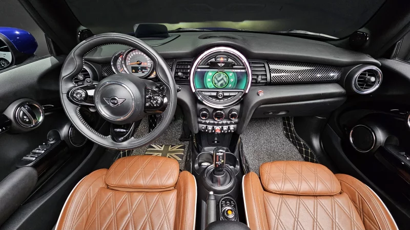 MINI Cooper Convertible