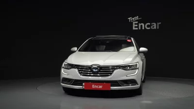 Renault SM6