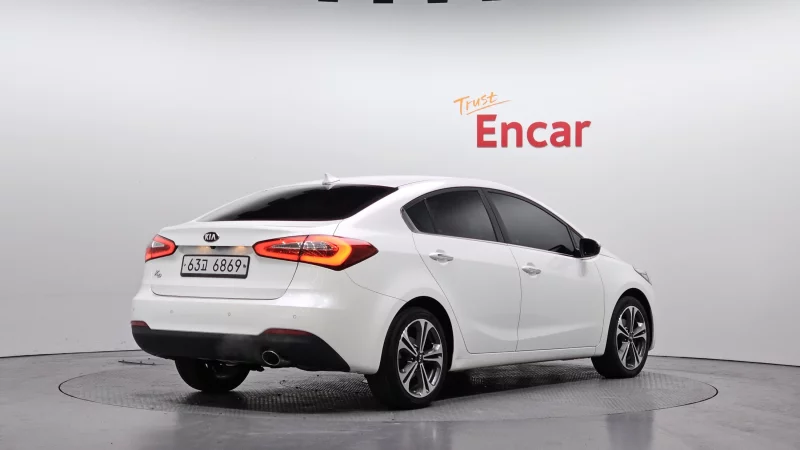 Kia K3