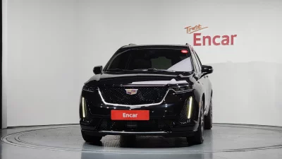 Cadillac XT6