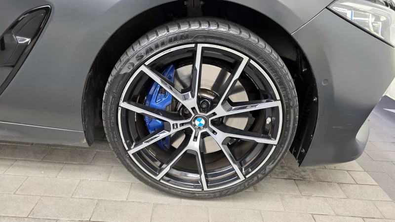 BMW 8-Series
