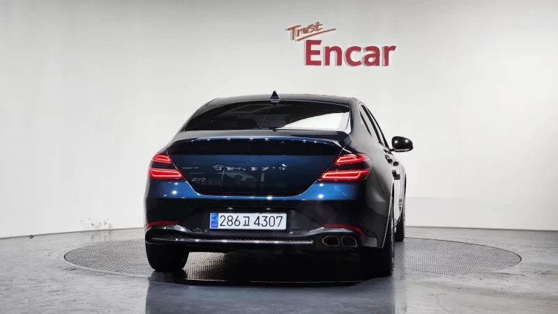 Genesis G70