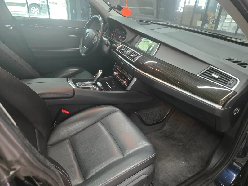 BMW 5-Series Gran Turismo