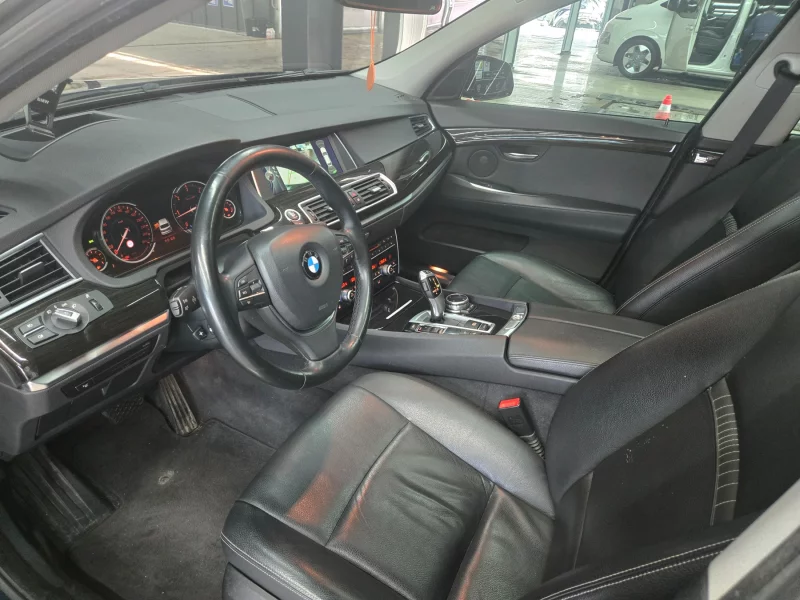 BMW 5-Series Gran Turismo