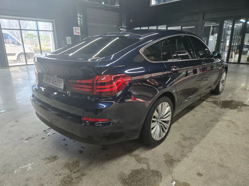 BMW 5-Series Gran Turismo