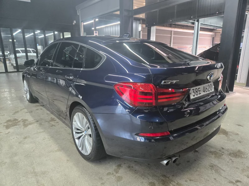 BMW 5-Series Gran Turismo