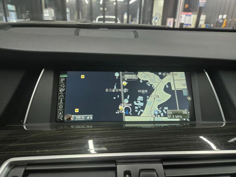 BMW 5-Series Gran Turismo