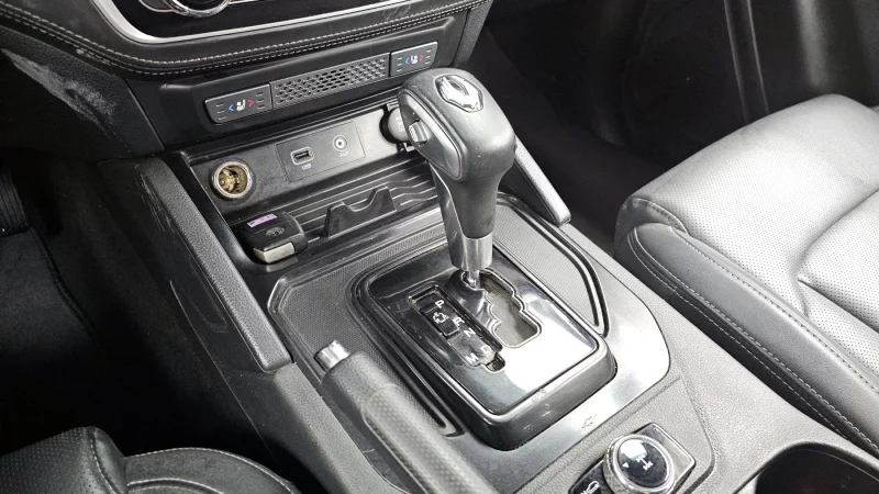 SsangYong Rexton Sports Khan