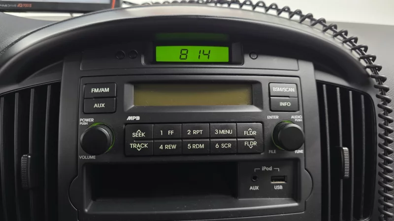 Hyundai Grand Starex