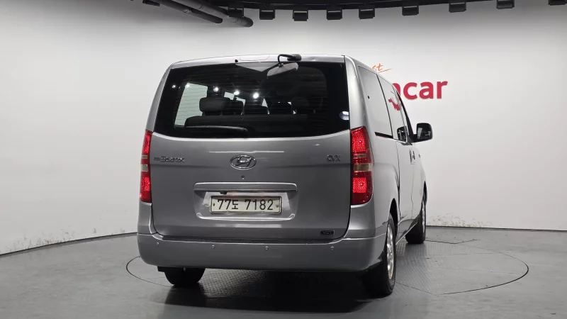 Hyundai Grand Starex