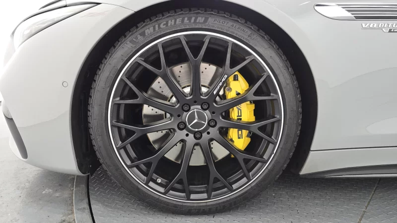 Mercedes-Benz SL-Class