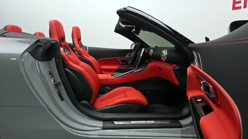 Mercedes-Benz SL-Class